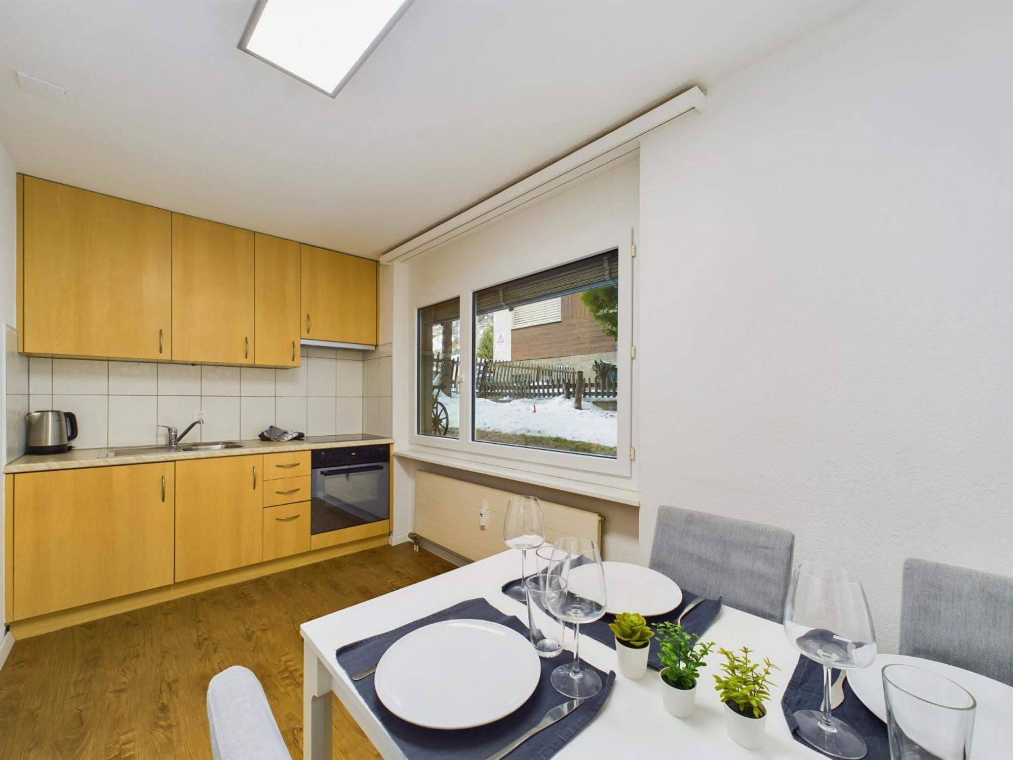 Alpine Retreat 4 Person Apartment Near Zermatt With Parking! Täsch Exterior foto